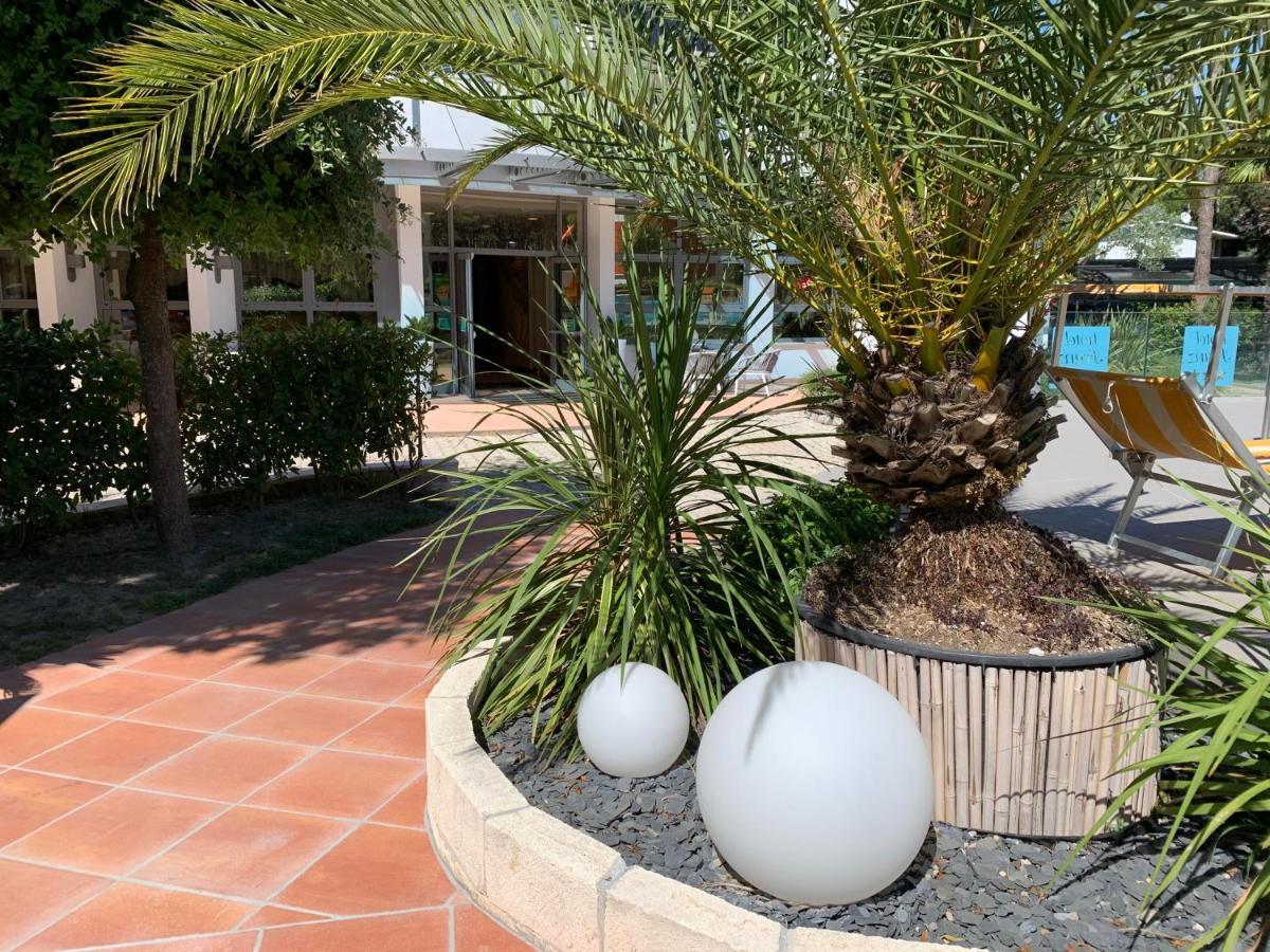 Hotel Franz Bibione Exterior photo